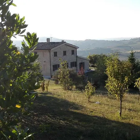 Casabella Casale Immerso Nel Verde بيت للعطل Montecosaro (Marche)