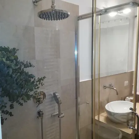 Casabella Casale Immerso Nel Verde Montecosaro (Marche)