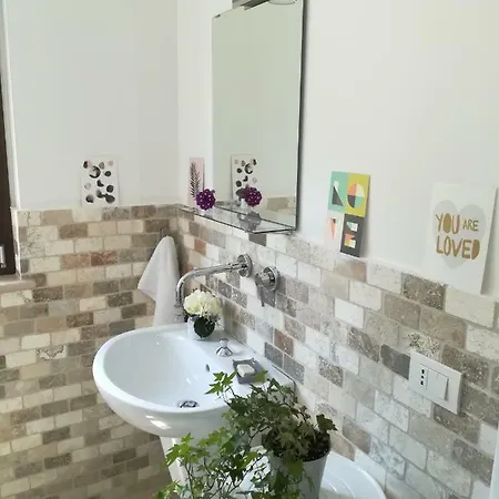 Casabella Casale Immerso Nel Verde