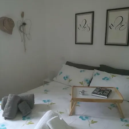 Casabella Casale Immerso Nel Verde * Montecosaro (Marche)